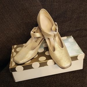 Vintage Gold Hibrows Heels